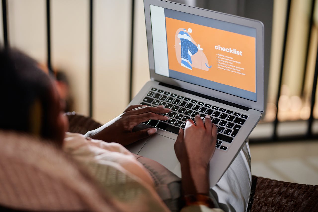 ChatGPT's interface showcasing its writing assistance capabilities